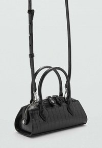 Mango Ručna torba - black