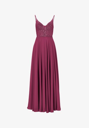 Pitkä burgundinpunainen iltapuku, jossa on helmillä koristeltu illuusio-bodice, ohuet hihnat ja aaltoileva, poimutettu hame, joka mahdollistaa elegantin liikkeen.