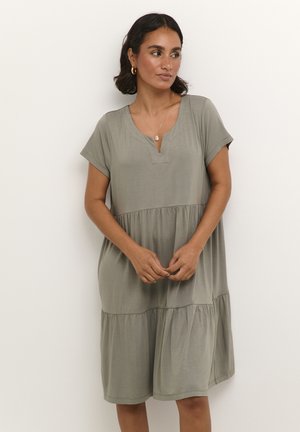 PETRA - Robe en jersey - vetiver