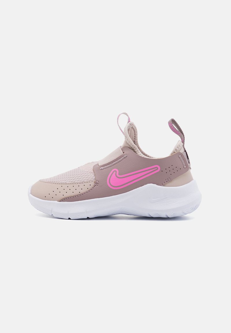 Nike Performance FLEX RUNNER 3 - Chaussures de running sur route - platinum violet/playful pink/violet ore/white