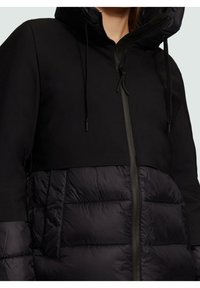 s.Oliver Wintermantel - black