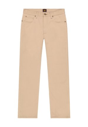 Pantalon beige à jambes droites avec cinq poches, fermeture boutonnée et à glissière, et étiquette de marque Lee à la taille.