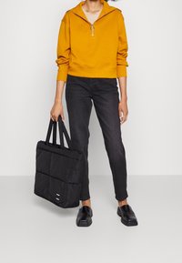 Tommy Hilfiger Mikina - yellow