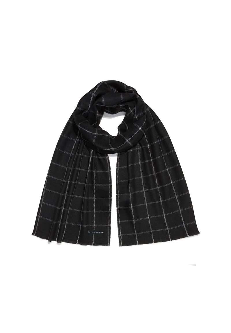 Czarny szalik wykonany z miękkiego materiału, z białym wzorem w kratkę, w długim prostokątnym kształcie z postrzępionymi brzegami i małym akcentem loga.