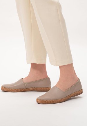 Espadrile - beige