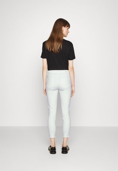 Paige HOXTON CROP - Jeans Skinny - crisp white
