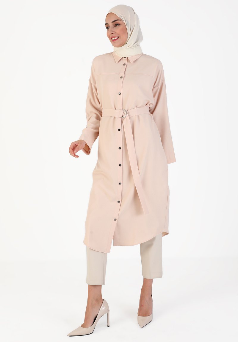 Modanisa REFKA CASUAL  - Button-down blouse - beige