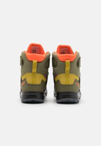 Adidas Terrex TERREX TRAILMAKER HIGH COLD.RDY HIKING - Scarpa da hiking - focus olive/pulse olive/impact orange