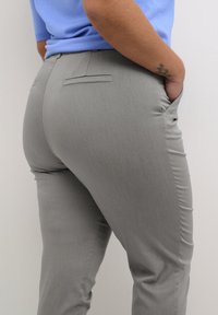 Kaffe Curve LEANA - Chino kalhoty - steeple gray