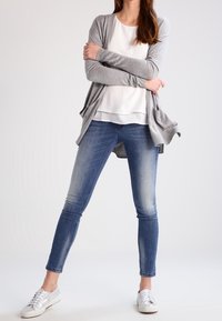 United Colors of Benetton Kofta - grey