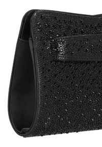 Schwarze Clutch mit strukturierter Oberfläche und zahlreichen kleinen, glänzenden schwarzen Verzierungen. Elegantes Design mit abgerundeter Form.