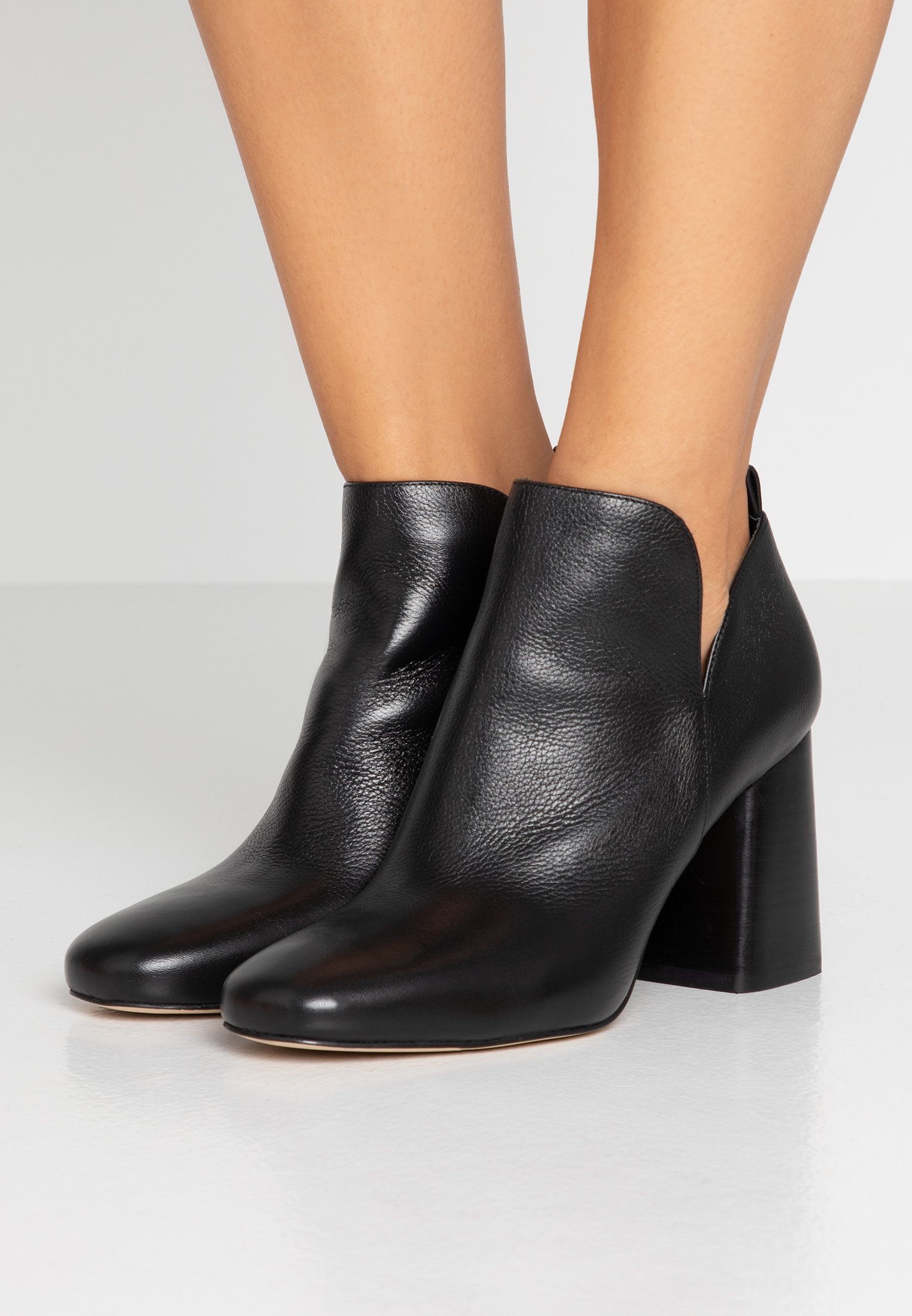 Dixon bootie michael kors Clearance