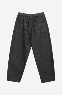 Μαύρο τζιν παντελόνι με χαλαρή εφαρμογή, διαθέτει ελαστική μέση, δύο πίσω τσέπες και διακριτική μοτίβο στην ύφανση.