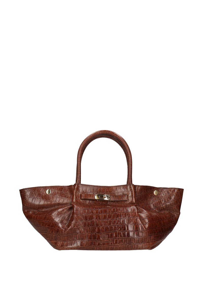 Borsa in pelle marrone con effetto coccodrillo, dotata di due manici, dettagli con chiusura metallica e accenti in hardware dorato. Superficie testurizzata e forma ampia.