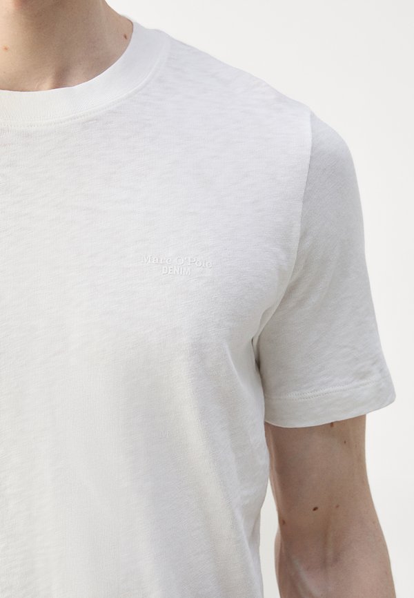 SHORT SLEEVE LOGO PRINT REGULAR FIT - Basic T-shirt2