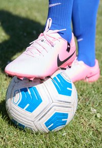 TIEMPO LEGEND 10 ACADEMY FG/MG - Voetbalschoenen voor kunstgras - pink/black