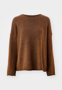 Pull en tricot marron avec un col rond, des manches longues et une coupe décontractée. Il présente une texture douce et un motif chiné subtil.