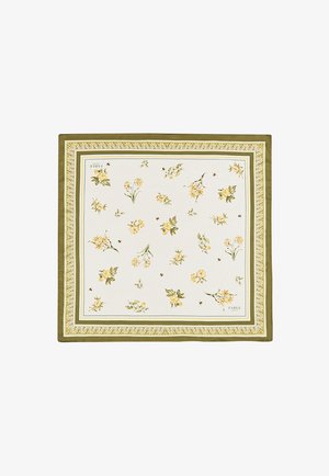 Kwadratowa jedwabna chusta z oliwkowo-zielonymi i żółtymi kwiatowymi obwódkami, rozrzuconymi żółtymi kwiatami oraz małymi pszczołami na białym tle.