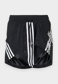 Μαύρα αθλητικά σορτς Adidas με λευκές ρίγες, κουμπιά που κουμπώνουν, ελαστική μέση, κορδόνι σύσφιξης και λογότυπο στο πλαϊνό δεξί τσέπη.