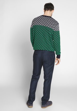 Chino - green