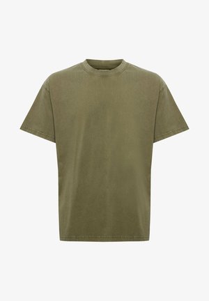 T-shirt vert olive en coton avec un col rond, des manches courtes et une coupe décontractée. Texture lisse et ourlet droit.