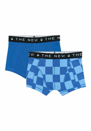 To par drengeunderbukser; den ene ensfarvet mørkeblå, den anden lyseblå med ternet mønster. Begge har elastisk sort linning.