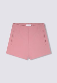 Pantaloni corti su misura rosa con una texture di tessuto liscia, tasche frontali e un design a taglio dritto. L'etichetta mostra la taglia 'S'.
