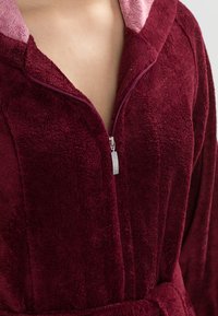 Vossen PALERMO UNISEX - Badekåpe - burgundy
