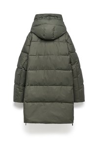 Giacca a vento imbottita verde oliva, con cappuccio, design trapuntato e zip laterali. Realizzata in un materiale liscio e imbottito per l'isolamento.