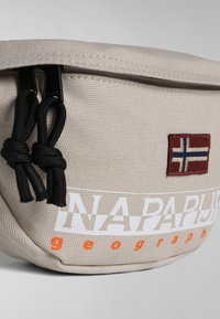 Napapijri HERING - Ledvinka - beige silvr