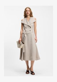 Избран, dark brown