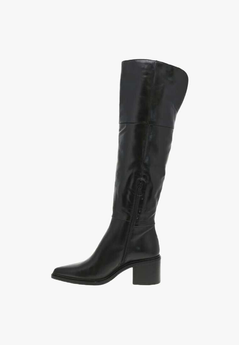 Bottes noires montantes en cuir brillant, dotées d'un talon épais, d'un bout pointu et d'une fermeture éclair sur le côté pour un enfilage facile. Texture lisse sur toute la surface.