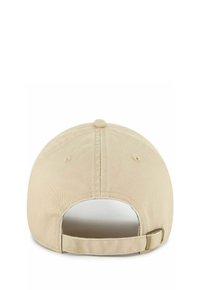 Beige Kappe mit glatter Stofftextur, runder Form, verstellbarem Rückenriemen und einem kleinen runden Knopf oben.