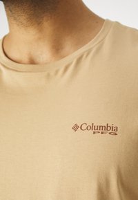 Columbia NORTH CASCADES™ SHORT SLEEVE TEE - T-shirts med print - canoe