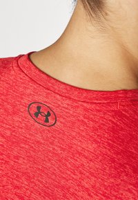 Under Armour TECH TWIST - Spordi T-särk - racer red/black