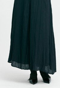 Résumé BURANORS  - Fustă maxi - black
