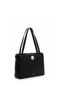 Borsa a tracolla in pelle nera con finitura texturizzata, dotata di due manici, accessori in oro e un logo sul davanti.
