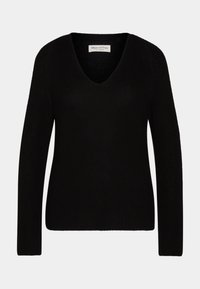 Pull noir en maille à manches longues avec col en V et silhouette ajustée, étiquette Marc O'Polo à l'intérieur du col.