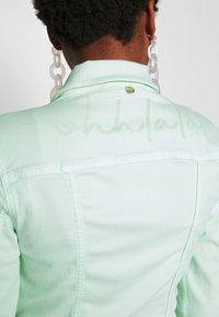 Rich & Royal Jeansjacka - mint