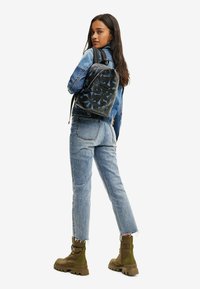 Desigual SMALL DIE-CUT FLOWER   - Tagesrucksack - blue