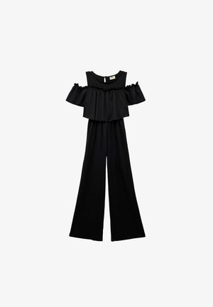 Jumpsuit negro sin hombros con un diseño de pantalón acampanado, que presenta un cuerpo con volantes en capas y un cierre en la espalda en forma de ojal. Tejido suave y texturizado.