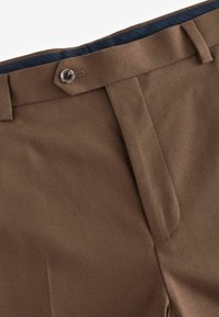 Next REGULAR FIT - Hlače - brown