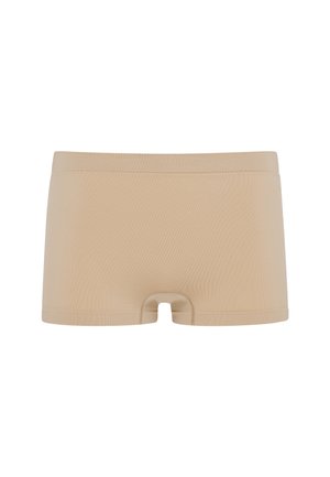 Pantalones cortos beige hechos de una tela suave y elástica. Cuenta con una cintura de tiro bajo y un dobladillo redondeado con una pequeña abertura frontal. Diseño sencillo y sin costuras.