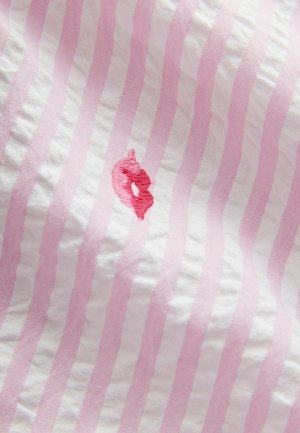 Next Nočná košieľka - pink lips