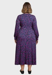 Live Unlimited London Jerseyklänning - black