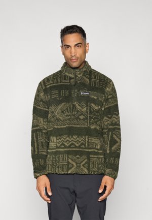 Fleece pullover in dark green with patterned texture and high collar. Features a half-zip front and a logo on the chest.