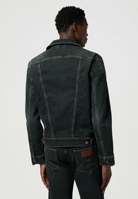 Wrangler UNLINED - REGULAR FIT - Farkkutakki - nightfall
