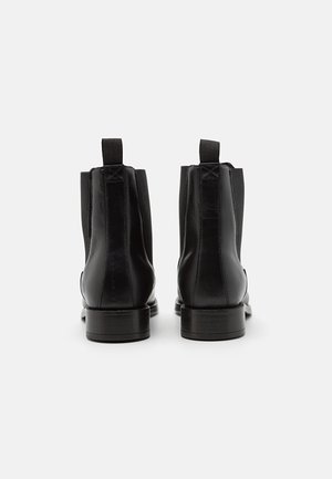 Stiefelette - black