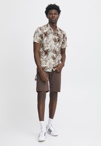 Blend BHSHIRT - Marškiniai - chicory coffee