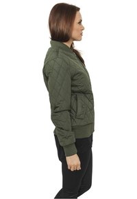 Urban Classics Bomberjacks - olive